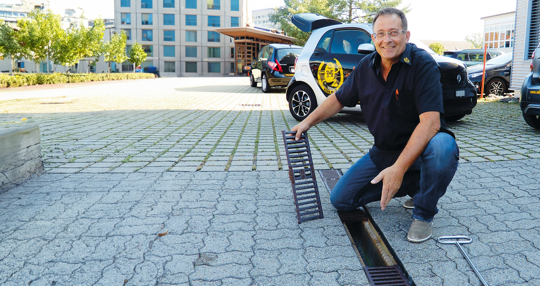 Nous contrôlons régulièrement vos canalisations d'eaux usées et claires, drainages et grilles de...