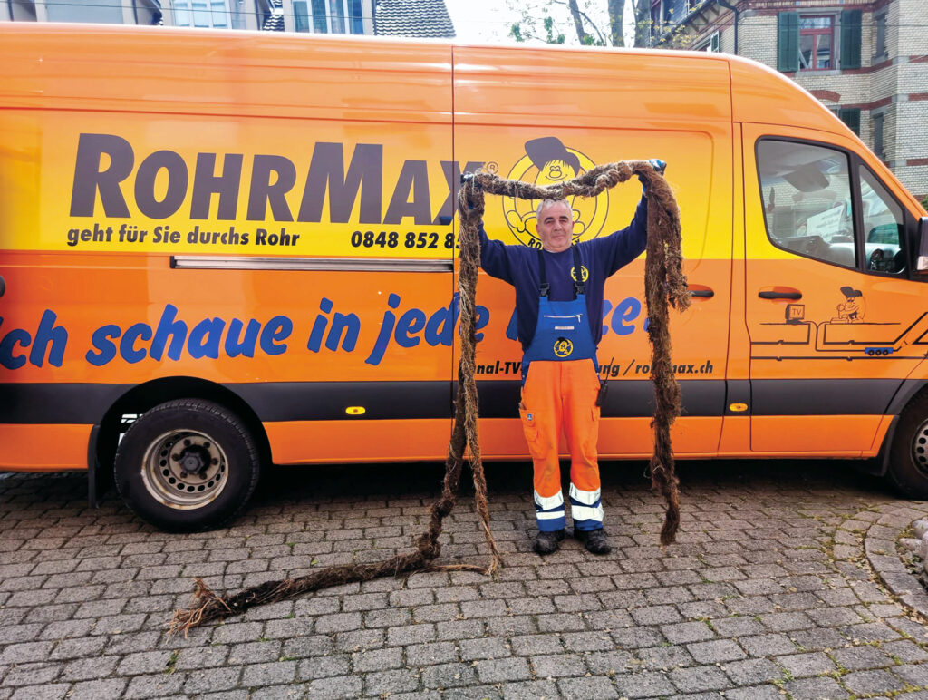 Les conduites de drainage et les conduites pluviales recueillent l'eau de pluie et l'eau du sol à t...