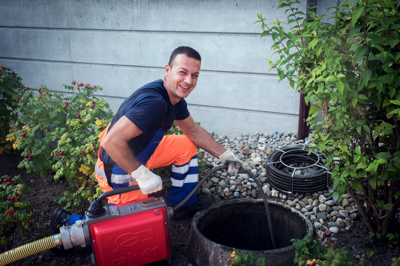 Pour la cuisine, la salle de bain, les canalisations et plus encore – puissant et sans produits ch...