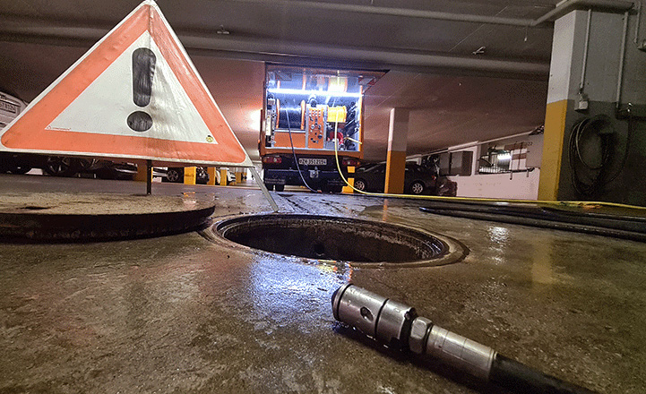 Nettoyage de canalisations, pompage de grille d'eau pluviale, travaux d'entretien des eaux usées en parking souterrain